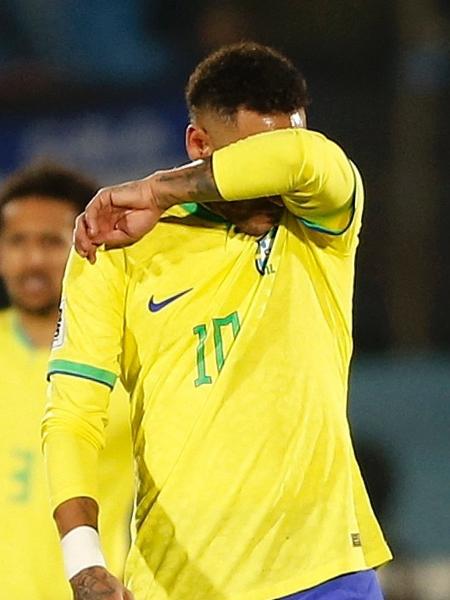 Neymar durante o jogo do Brasil contra o Uruguai, pelas Eliminatórias