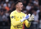 Diretor do Corinthians confirma acerto com Inter pelo goleiro Ivan