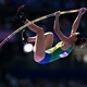 Juliana Campos salta 4,68 m e será atração em São Paulo no Troféu Brasil