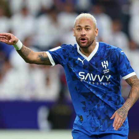 Neymar em ação durante jogo entre Al-Hilal e Esteghlal pela Champions League da Ásia