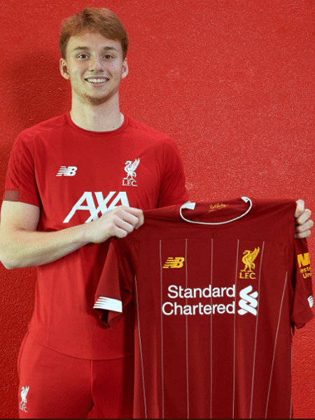 Liverpool anunciou a contratação de Sepp van der Berg - Reprodução/Twitter Liverpool FC