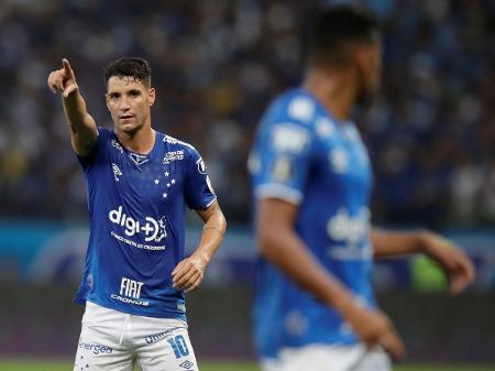 Afastado Do Cruzeiro Thiago Neves Desativa Contas Nas Redes Sociais 03 12 2019 Uol Esporte