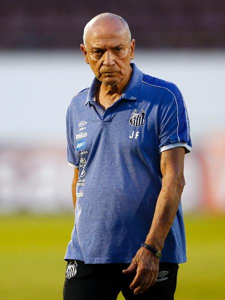 Jesualdo Ferreira durante o jogo Ferroviária e Santos - Thiago Calil/AGIF