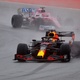 Max Verstappen, da Red Bull, participa sob chuva de treino classificatório para o GP da Estíria de Fórmula 1 - LEONHARD FOEGER / AFP