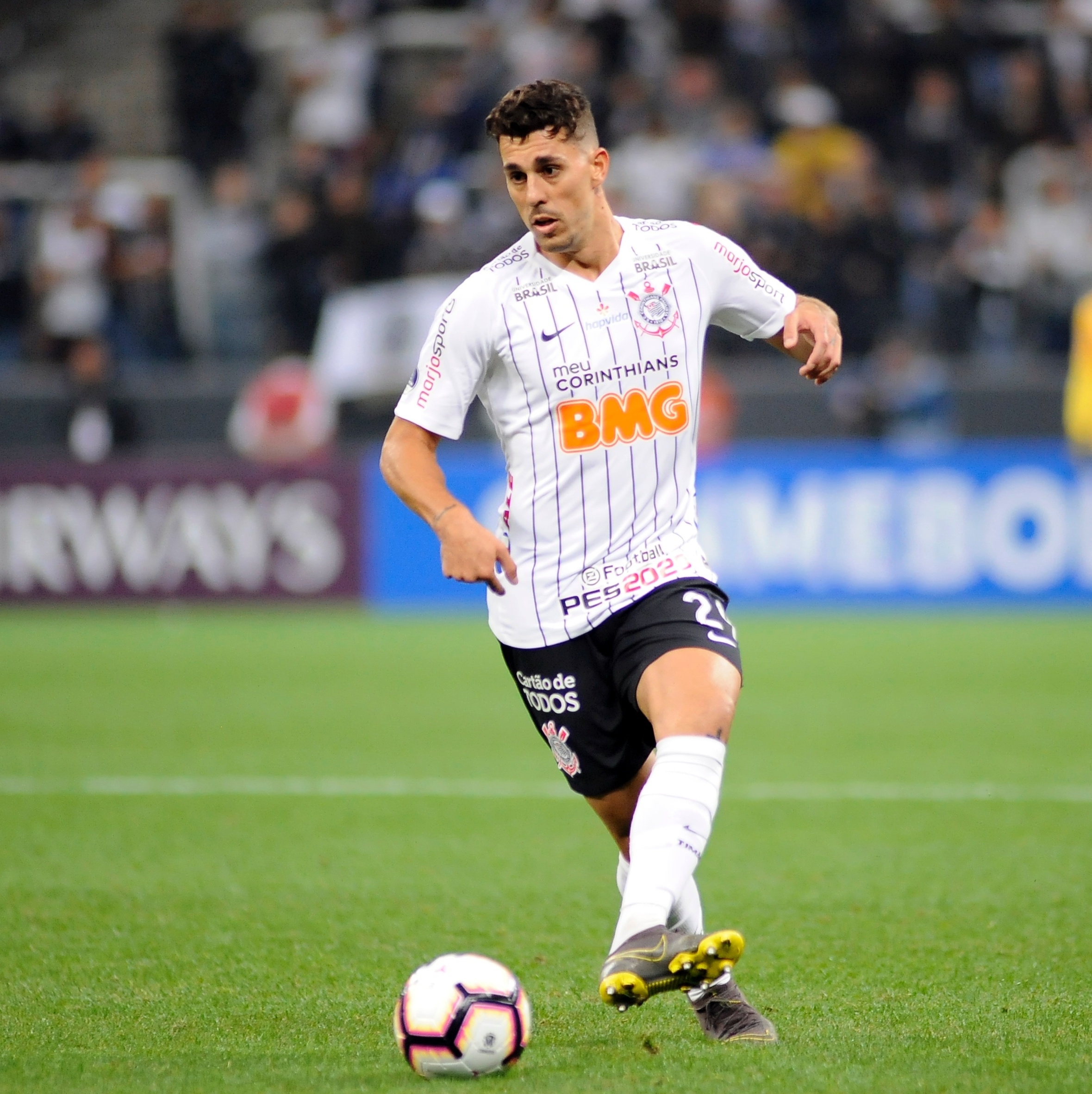 Danilo Avelar, ex-jogador do Corinthians