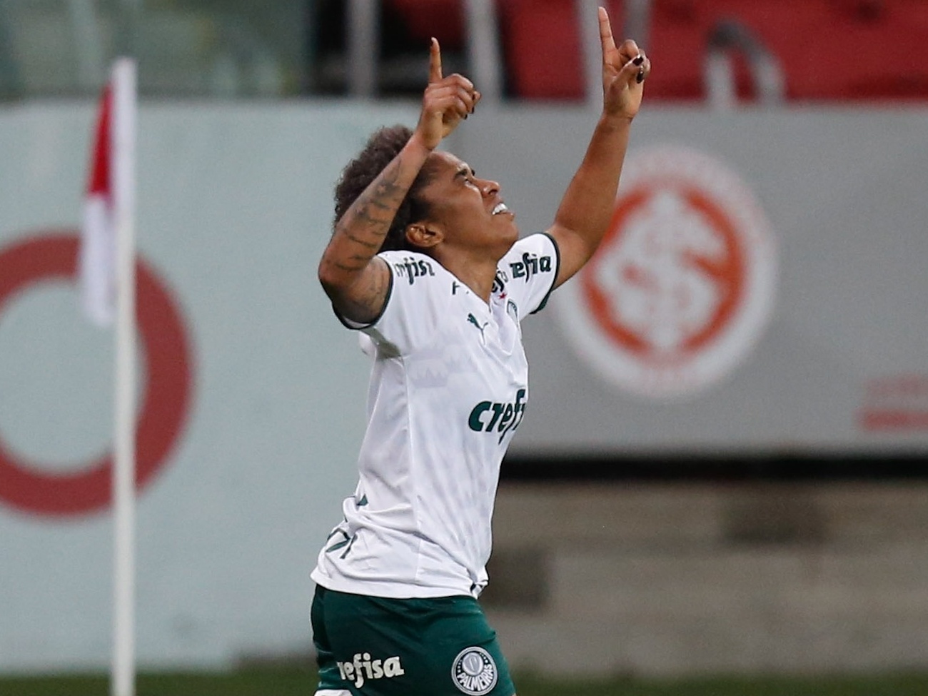 Em jogo de oito gols, Palmeiras empata com Ferroviária pela ida da semi do Paulista  Feminino – Palmeiras