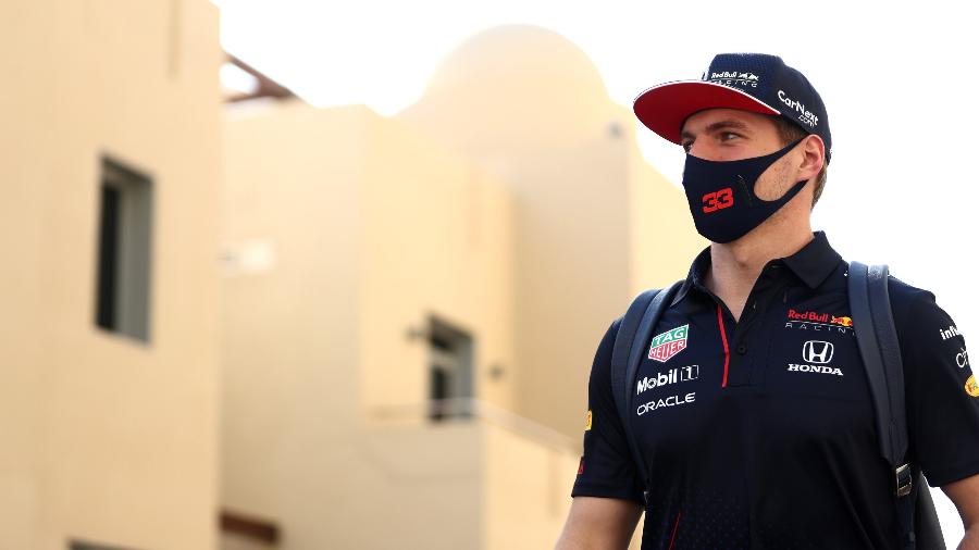 Max Verstappen chega ao circuito de Abu Dhabi, que neste fim de semana recebe a última etapa do Mundial - Mark Thompson/Getty Images/Red Bull