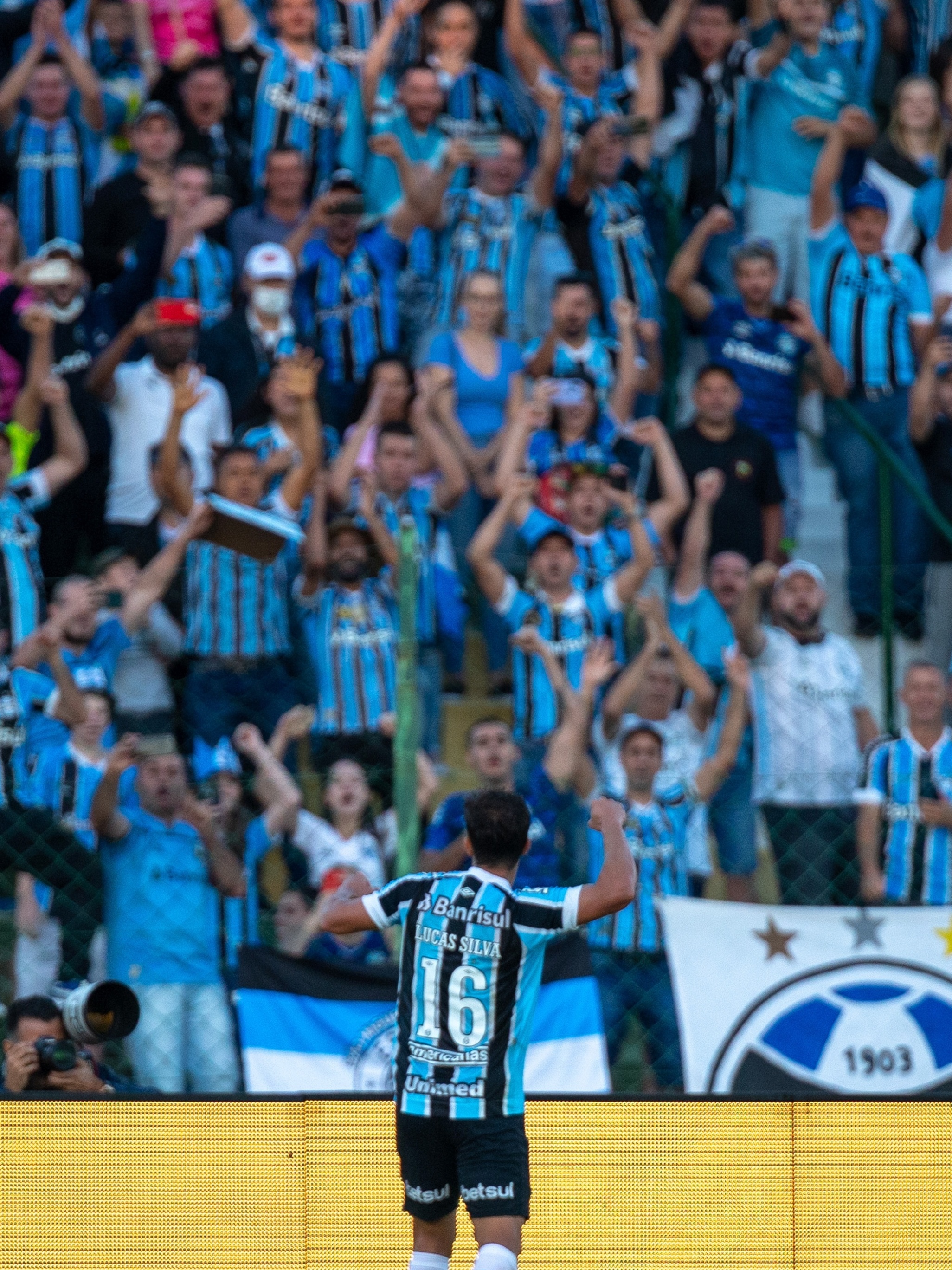 Grêmio vence o Ypiranga e encontra o Inter na semifinal - Grêmio - Diário  de Canoas