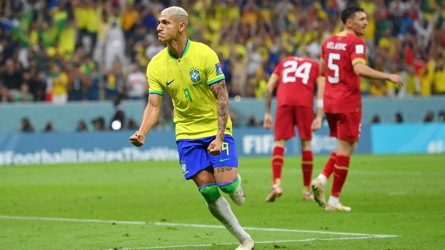 Richarlison faz o 1º gol do Brasil contra a Sérvia - Justin Setterfield/Getty Images