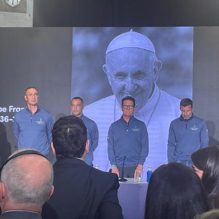 Homenagem a Papa Francisco durante Laureus Homenagem a Papa Francisco durante Laureus