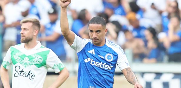 Líder, Cruzeiro demora a marcar, mas vence quinto jogo em 6 pelo Brasileiro
