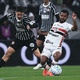 Derrotas aumentam chance de rebaixamento de Corinthians e S&atilde;o Paulo