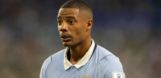 De la Cruz e Canobbio podem ser novidades do Uruguai contra Cabo Verde