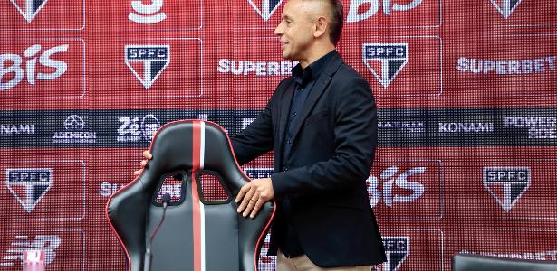 São Paulo descarta Edmilson e mantém Rafinha como Plano A para diretoria