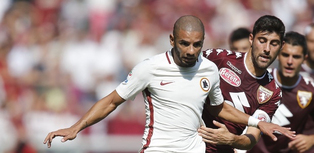 Bruno Peres defendeu a Roma nas últimas duas temporadas e atuou 25 vezes na última