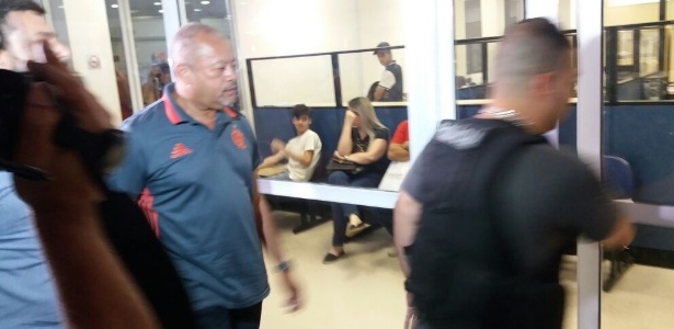 Funcionário do Flamengo, Claudio Tavares de Lima é investigado e prestou depoimento à polícia - Léo Burlá/UOL