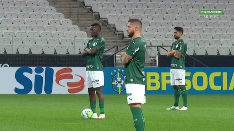 Jogadores de Corithians e Palmeiras protestam em apoio ao Figueirense - Reprodução/Premiere