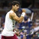 Alcaraz domina Harris, diverte a torcida e vai à terceira rodada do US Open