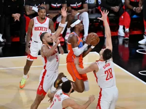 Gilgeous-Alexander brilha, e Thunder enfrentam os Bucks na final da NBA Cup