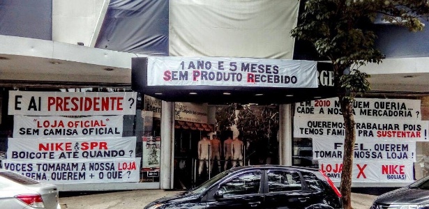 Dia de votação foi marcado por protesto em loja oficial do Corinthians no Parque São Jorge - Divulgação