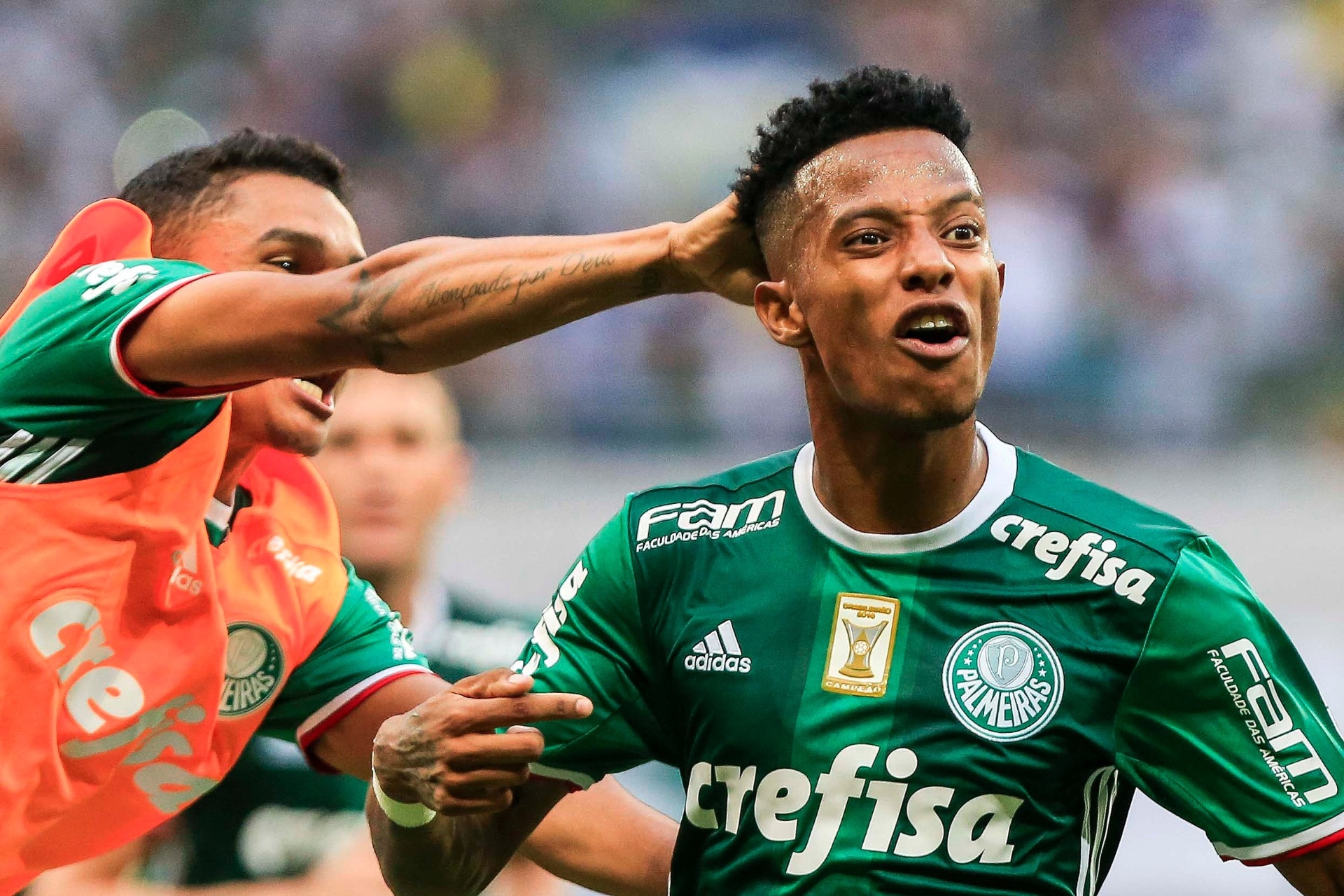 Tchê Tchê marca um belo gol para o Palmeiras contra o São Paulo - Ale Cabral/AGIF