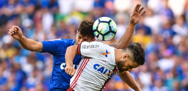Cruzeiro e Fla empatam em jogo que marca volta de E. Ribeiro ao Mineirão