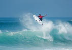 Medina vence repescagem no Havaí e segue na disputa pelo Mundial de surfe - Divulgação/WSL