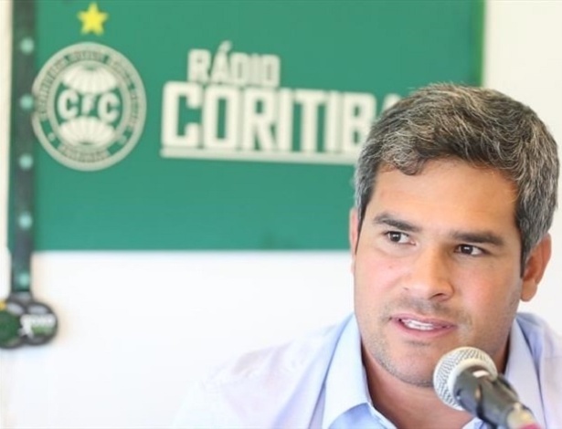 Augusto Oliveira, gerente de futebol do Coritiba: cargo em risco em caso de desclassificação - Comunicação CFC