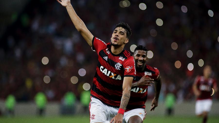 Lucas Paquetá comemora gol do Flamengo contra o Internacional pelo Campeonato Brasileiro - Luciano Belford/AGIF