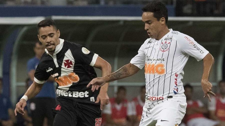 Jadson em ação pelo Corinthians durante jogo contra o Vasco em 2019 - Daniel Augusto Jr/Ag. Corinthians 