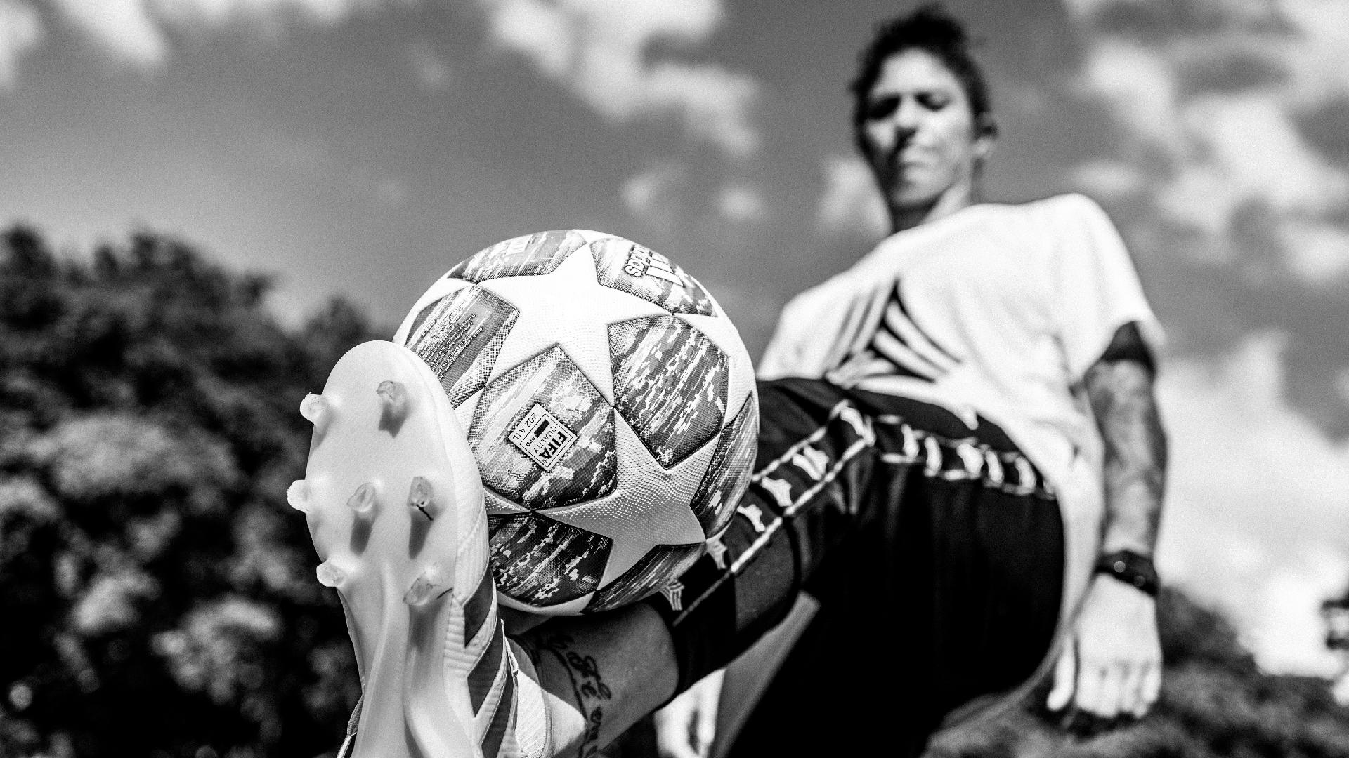 Simon Plestenjak/UOL