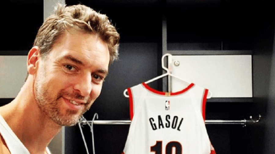 Pau Gasol assinou contrato com os Blazers em julho deste ano; contrato era de um ano - Reprodução/Instagram