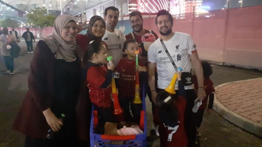 Torcedores egípcios do Liverpool chegam para a semifinal do Mundial de Clubes, no Estádio Internacional Khalifa - Leo Burlá / UOL