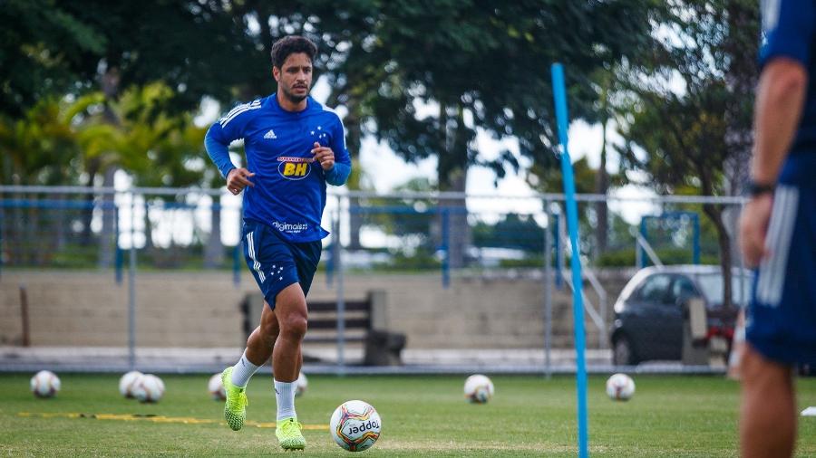 Zagueiro Léo, do Cruzeiro - Vinnicius Silva/Cruzeiro
