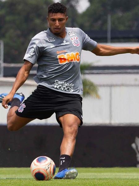 Éderson acredita que deve ser aproveitado como segundo volante pelo técnico Tiago Nunes - Daniel Augusto Jr./Agência Corinthians