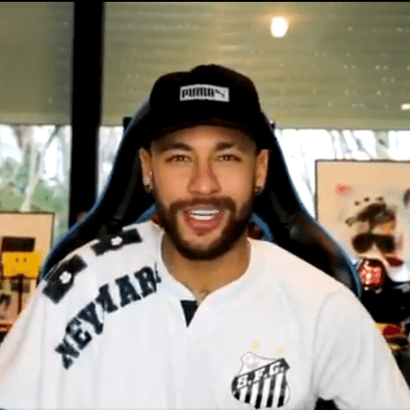 Neymar grava vídeo para desejar sorte ao elenco do Santos antes da final da Libertadores - Reprodução/Twitter/Santos
