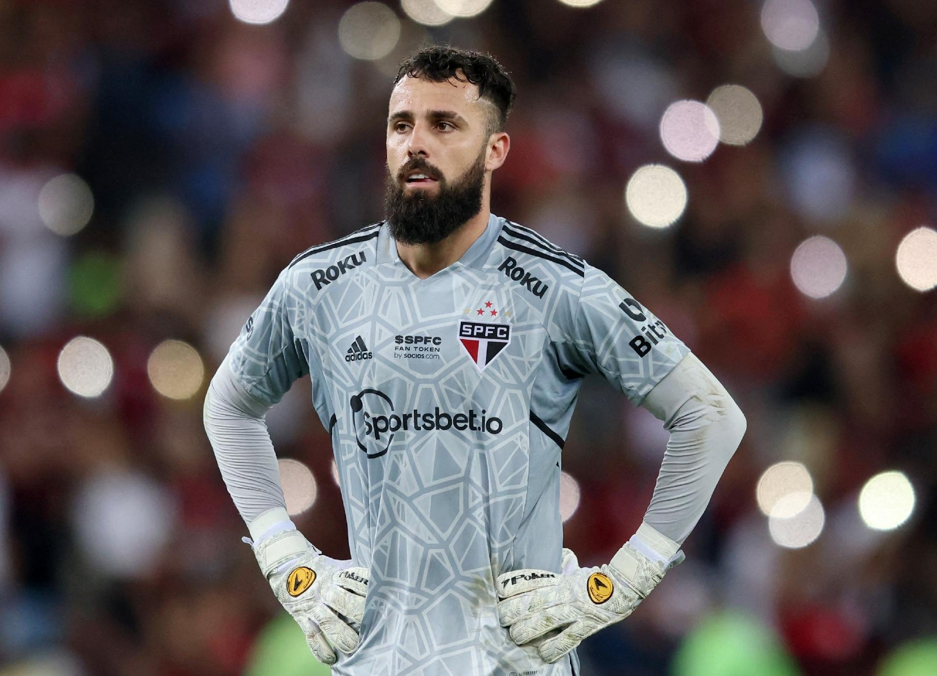 Adeus confirmado: São Paulo define saída de goleiro que estava emprestado