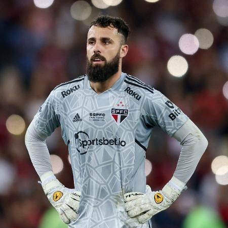 Jandrei, goleiro do São Paulo, durante jogo com o Flamengo - Sergio Moraes/Reuters