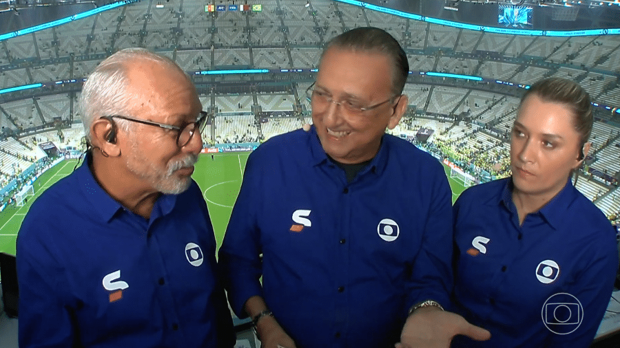 Júnior, Galvão Bueno e Ana Thais Matos na transmissão de Camarões 1 x 0 Brasil, na Copa do Mundo de 2022 - Reprodução/TV Globo