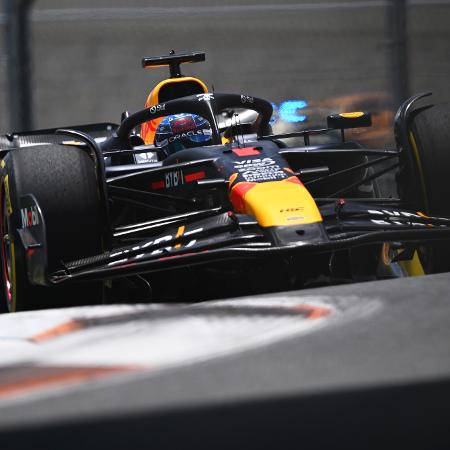 Max Verstappen (Red Bull) lidera a tabela da temporada com bastante tranquilidade