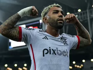 Flamengo desmoraliza o Vasco num Maracanã em êxtase