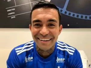 Dudu comemora volta ao Cruzeiro, revela número e promete explicar polêmica