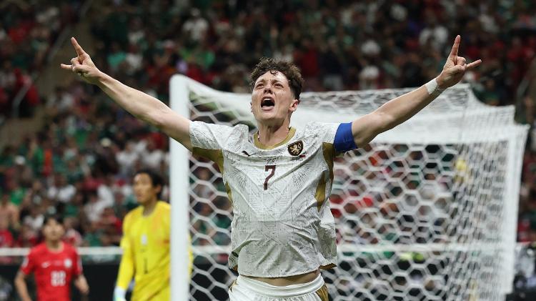 krejci-da-tchequia-comemora-gol-contra-a-coreia-do-sul-na-copa-do-mundo-1781234973298_v2_750x421 Coreia do Sul vira sobre Tchéquia com golaço na Copa; veja o jogo que marcou a segunda rodada
