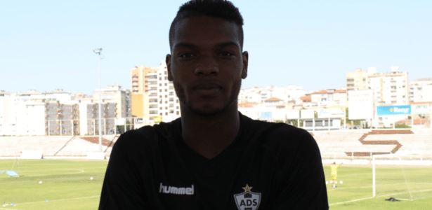 Ronan foi comparado com Jardel no Grêmio, hoje joga na Série C de Portugal - Divulgação/Sanjoanense