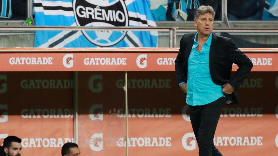 Renato Gaúcho, durante partida entre Grêmio e Libertad, pelas oitavas de final da Libertadores - REUTERS/Diego Vara