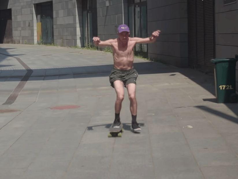 O salto do skate no STU de 'carrinho feio' para estrela de marketing