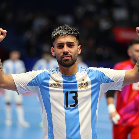 Kevin Arrieta comemora classificação da Argentina no mundial de futsal