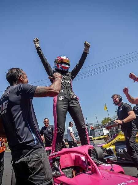 Rafaela Ferreira foi a primeira mulher a vencer na F4 Brasil