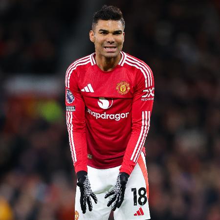 Casemiro reclama durante jogo do Manchester United