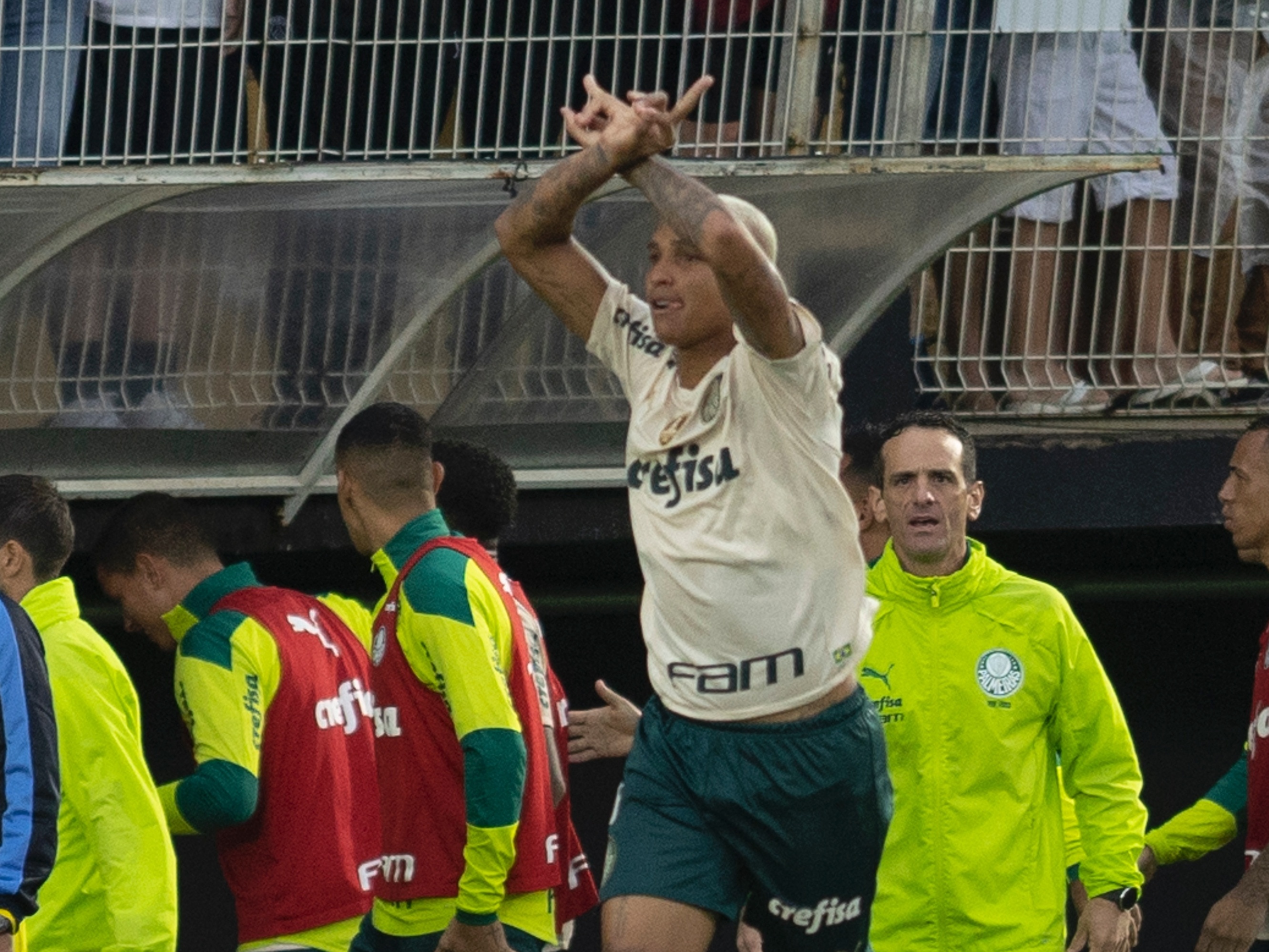 Não foi a primeira vez: relembre outra goleada do Bragantino sobre o  Flamengo, bragantino